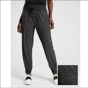 Athleta Camden Printed Joggers in Black Moire